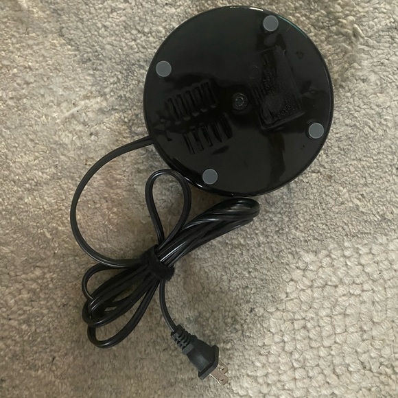 Disney Mickey Mouse Coffee Mug Warmer - Picture 3 of 5